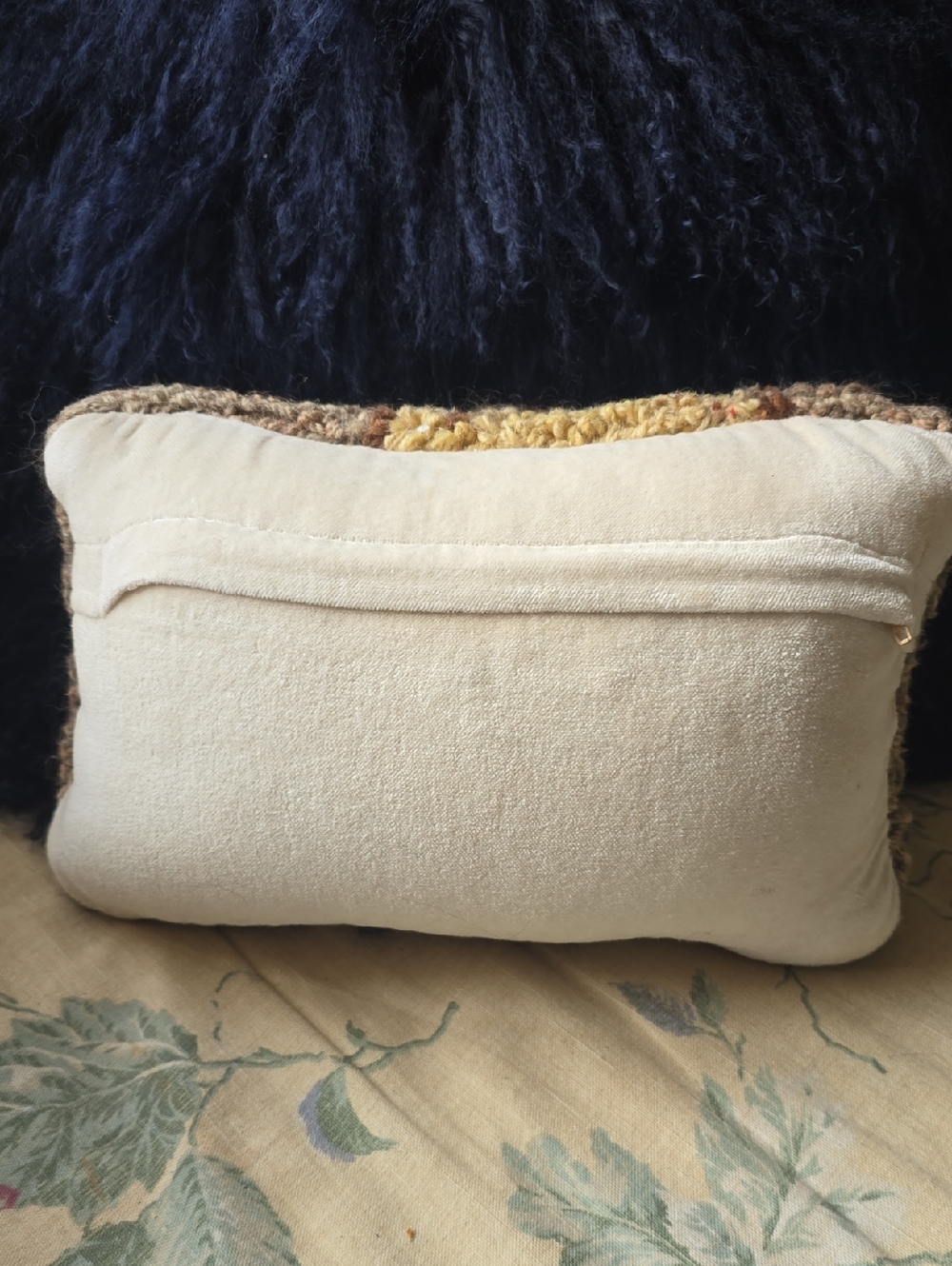 Chandler Four Corners Wool Hooked Dog Pillow 12x6 - Picture 2 of 5